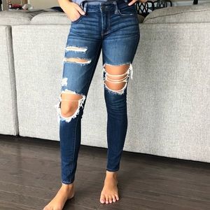 American Eagle distressed skinny jeans 0